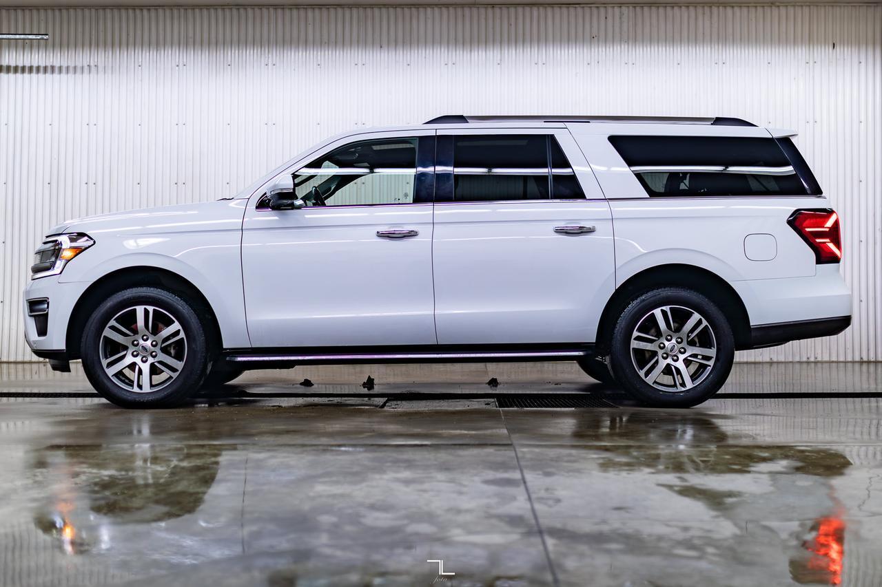 2022 Ford Expedition Max AWD Limited Leather Roof Nav BCam Red Deer AB