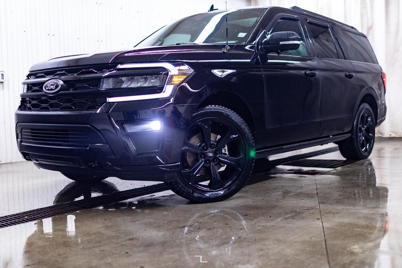 2022 Ford Expedition Max AWD Limited Stealth Edition Leather Roof Nav BCam Red Deer AB