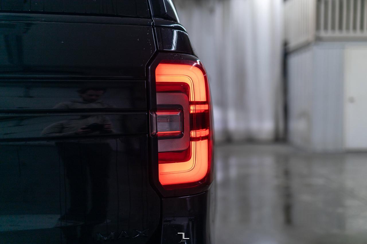 2022 Ford Expedition Max AWD Limited Stealth Edition Leather Roof Nav BCam Red Deer AB