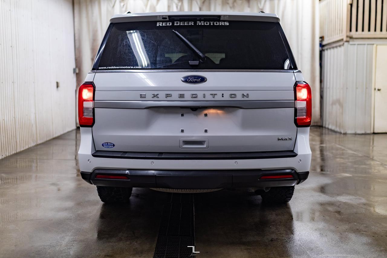 2022 Ford Expedition Max AWD SSV Nav BCam Red Deer AB
