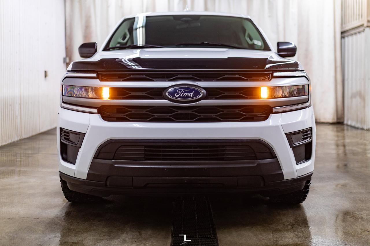 2022 Ford Expedition Max AWD SSV Nav BCam Red Deer AB