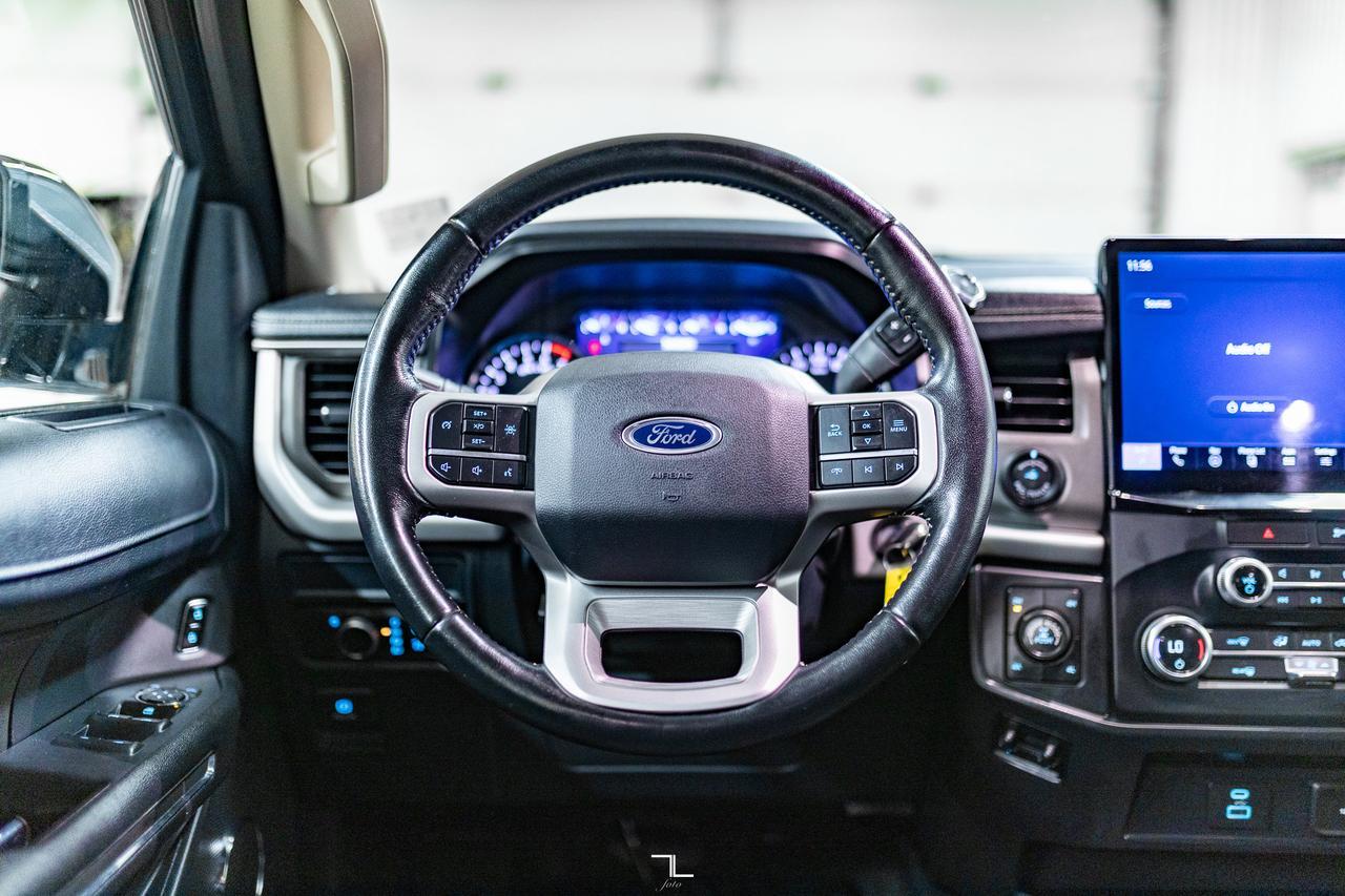 2022 Ford Expedition Max AWD SSV Nav BCam Red Deer AB