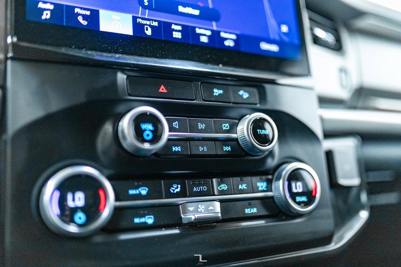 2022 Ford Expedition Max AWD SSV Nav BCam Red Deer AB