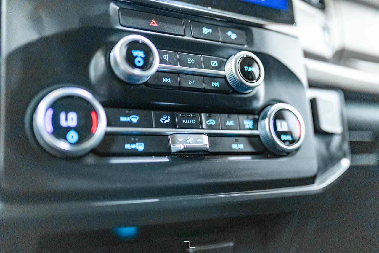 2022 Ford Expedition Max AWD SSV Nav BCam Red Deer AB