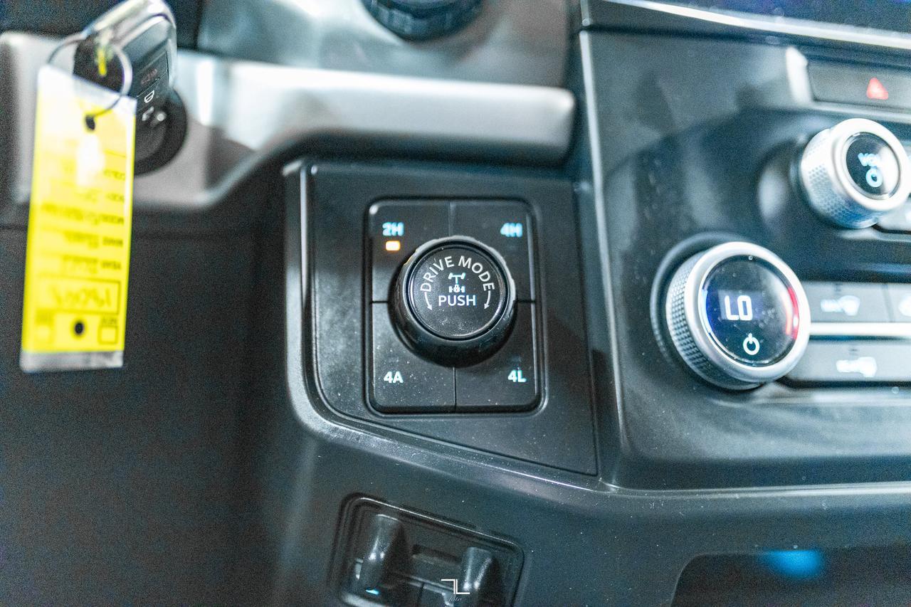 2022 Ford Expedition Max AWD SSV Nav BCam Red Deer AB