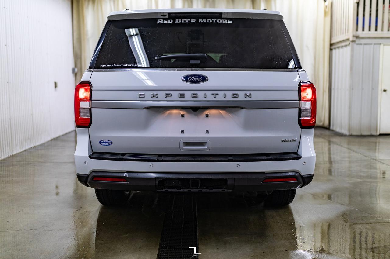 2022 Ford Expedition Max AWD SSV Nav BCam Red Deer AB