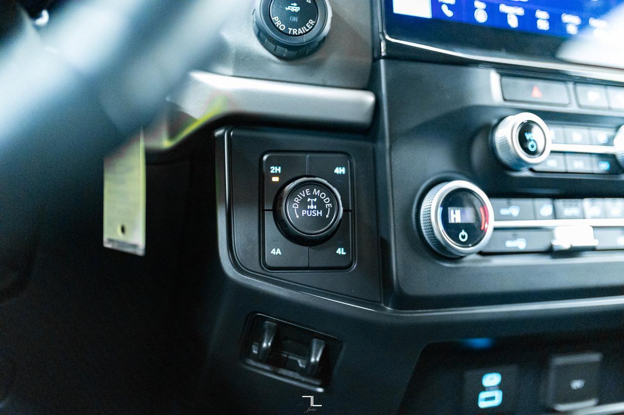 2022 Ford Expedition Max AWD SSV Nav BCam Red Deer AB