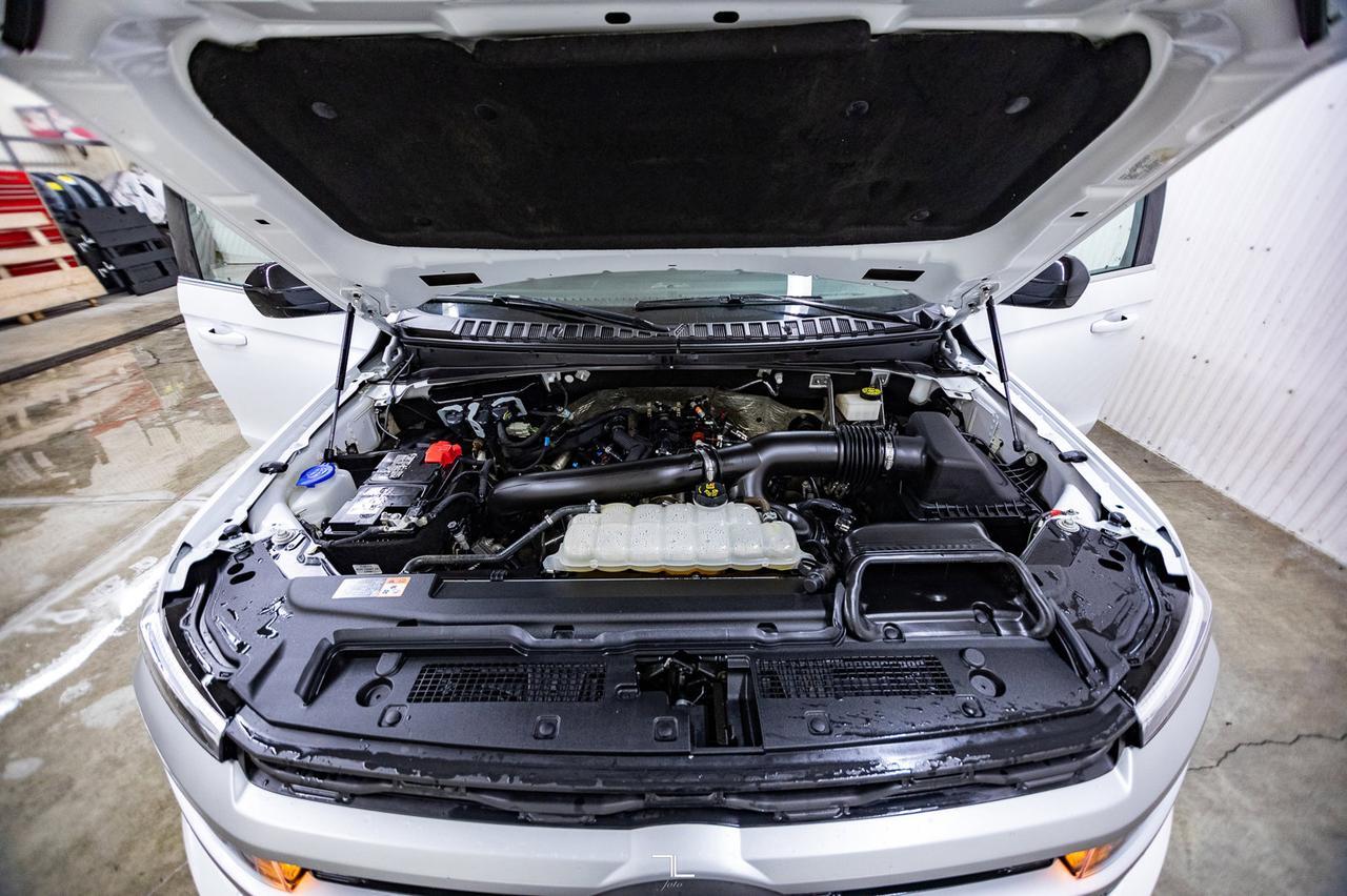 2022 Ford Expedition Max AWD SSV Nav BCam Red Deer AB