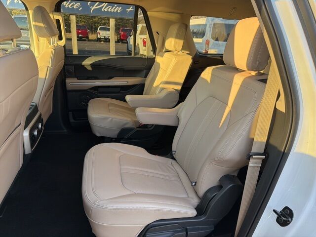 2022 Ford Expedition Max Limited Pine River MN