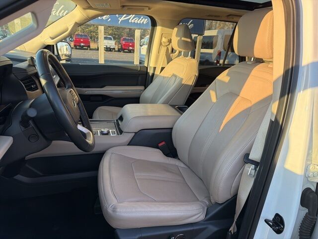 2022 Ford Expedition Max Limited Pine River MN