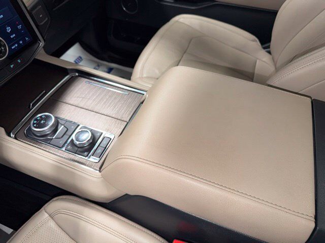 2022 Ford Expedition Max Limited Pine River MN