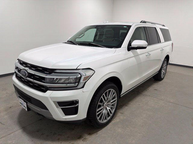 2022 Ford Expedition Max Limited Pine River MN