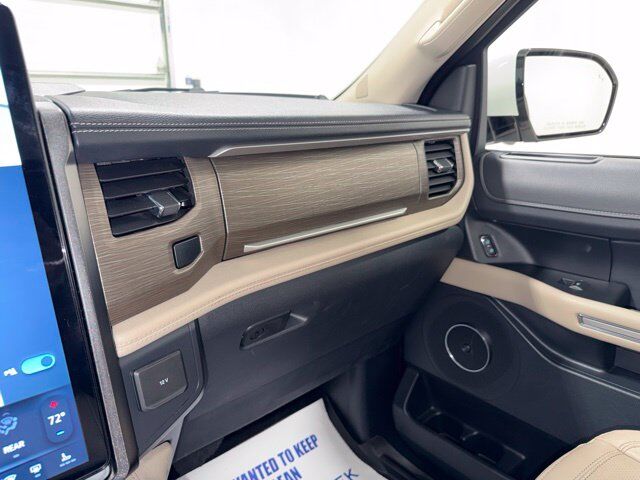 2022 Ford Expedition Max Limited Pine River MN