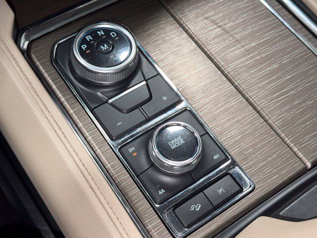 2022 Ford Expedition Max Limited Pine River MN