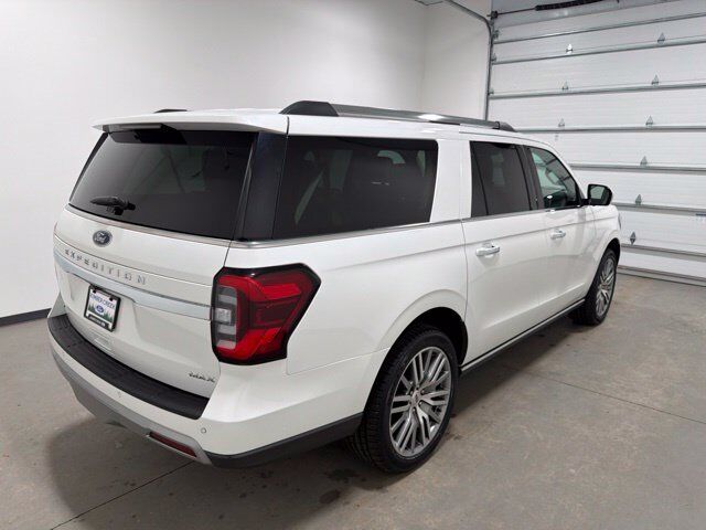 2022 Ford Expedition Max Limited Pine River MN