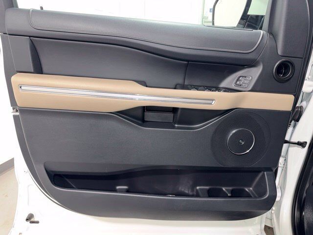 2022 Ford Expedition Max Limited Pine River MN
