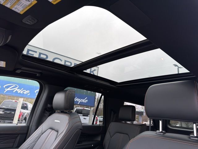 2022 Ford Expedition Max Platinum Pine River MN