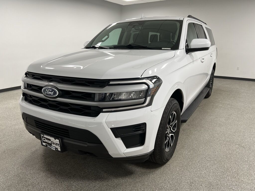 2022 Ford Expedition MAX XLT photo 4