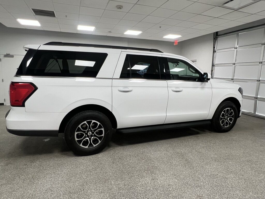 2022 Ford Expedition MAX XLT photo 13