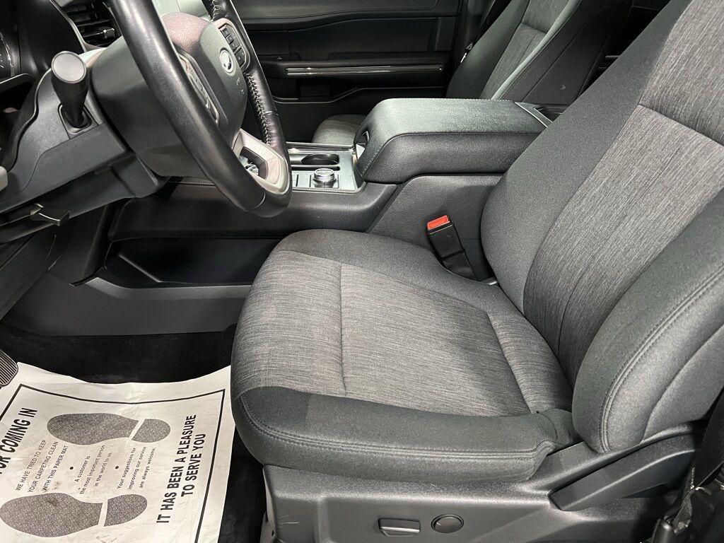 2022 Ford Expedition MAX XLT photo 20