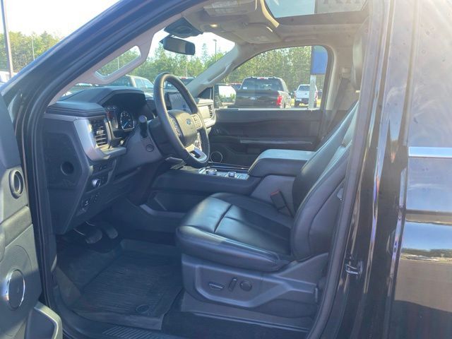 2022 Ford Expedition Max XLT Pine River MN