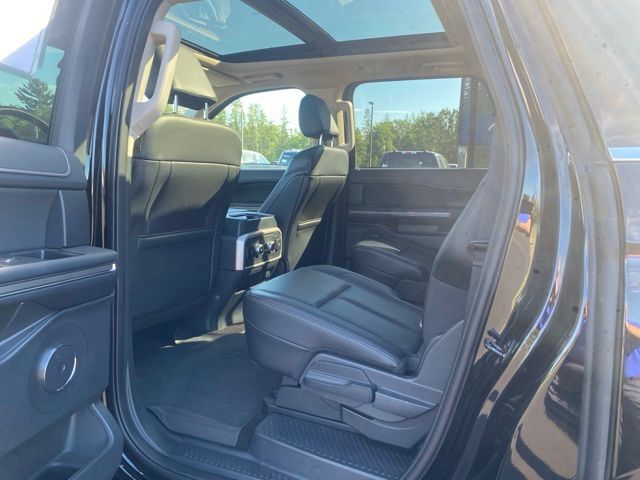 2022 Ford Expedition Max XLT Pine River MN