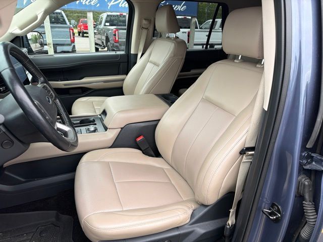 2022 Ford Expedition Max XLT Pine River MN