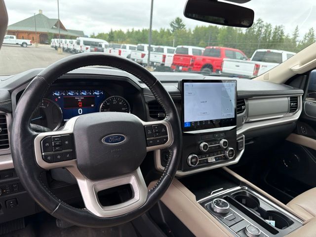 2022 Ford Expedition Max XLT Pine River MN