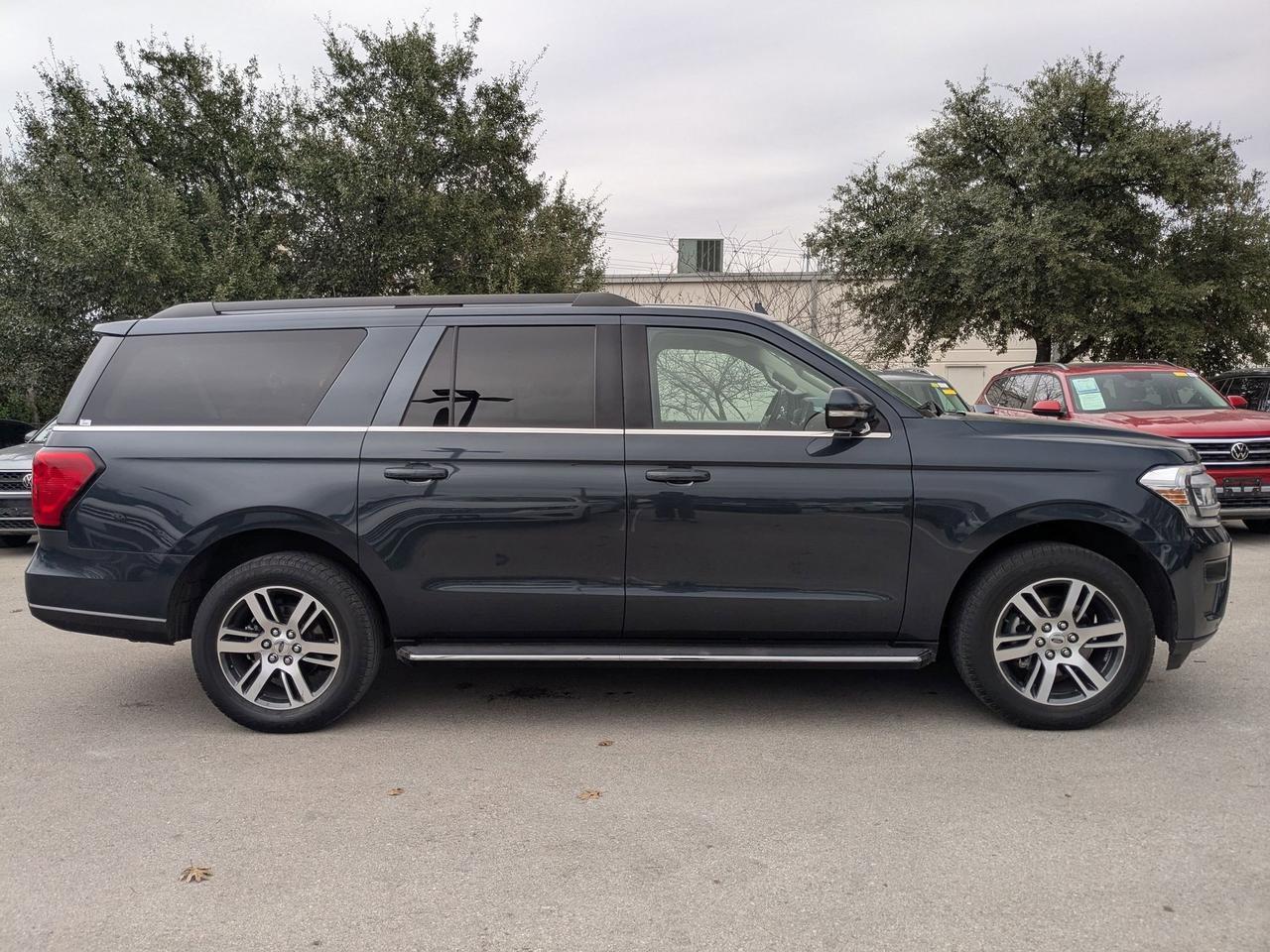 2022 Ford Expedition Max XLT