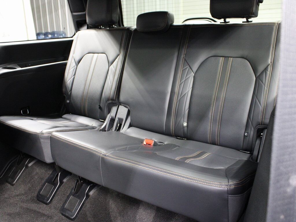 2022 Ford Expedition Platinum 4WD Fond du Lac WI