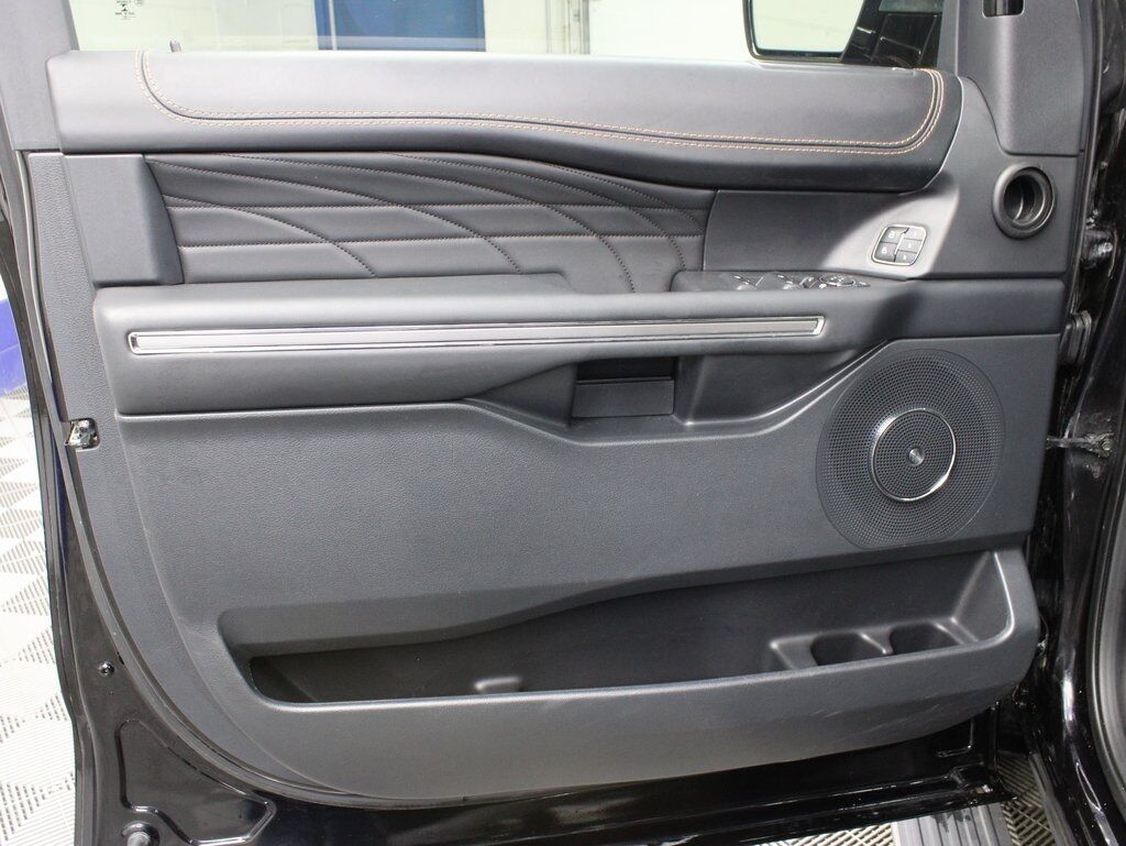 2022 Ford Expedition Platinum 4WD Fond du Lac WI