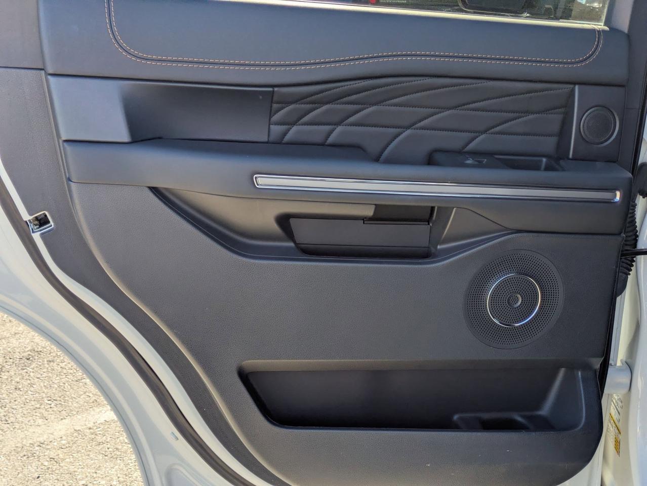 2022 Ford Expedition Platinum Castroville TX