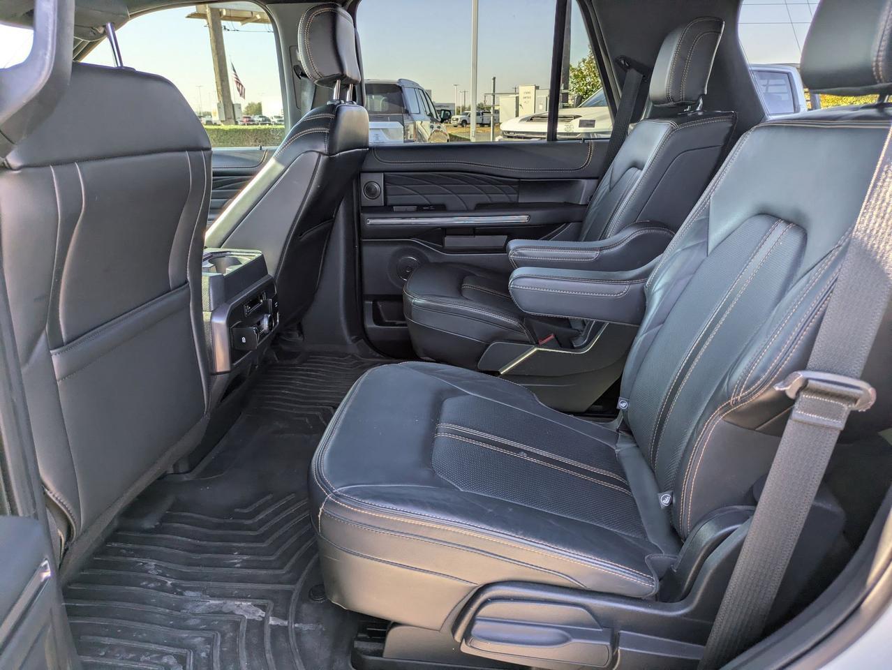 2022 Ford Expedition Platinum Castroville TX