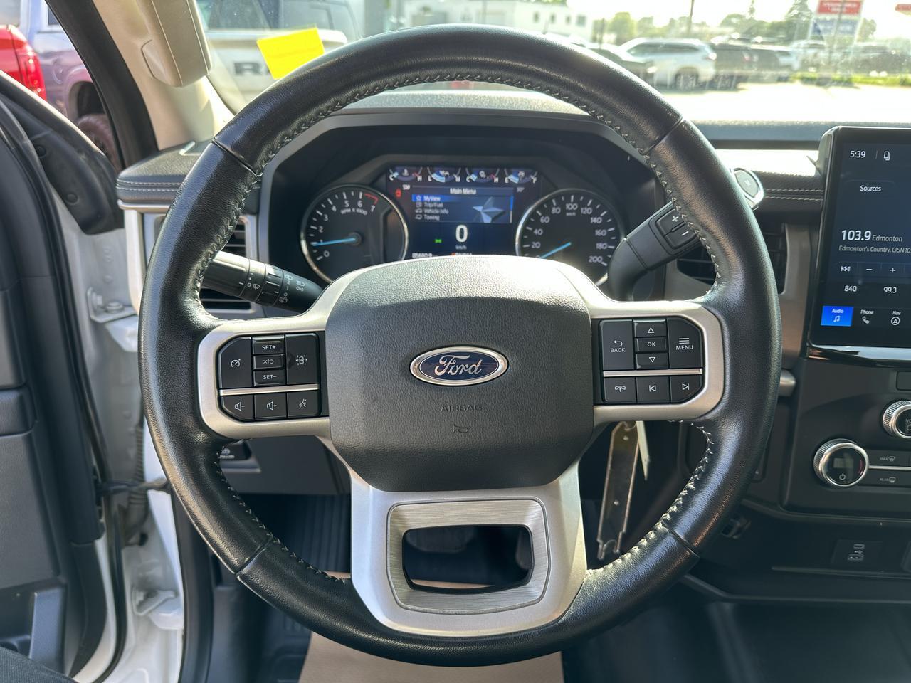 2022 Ford Expedition XL | SSV Max 4x4 | GTDI V6 Engine | White Exterior | 4-Door | Gasoline Redwater AB