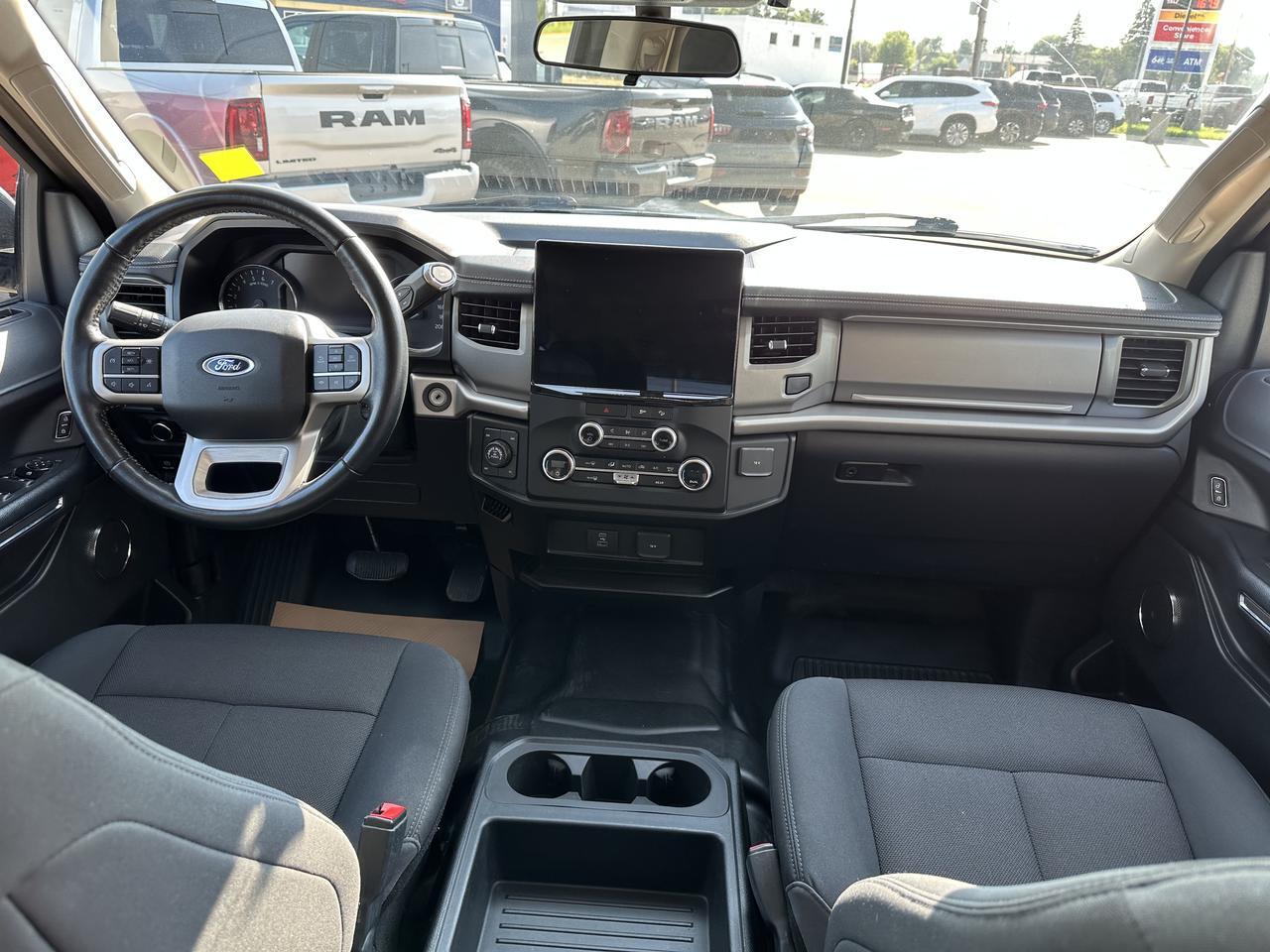 2022 Ford Expedition XL | SSV Max 4x4 | GTDI V6 Engine | White Exterior | 4-Door | Gasoline Redwater AB