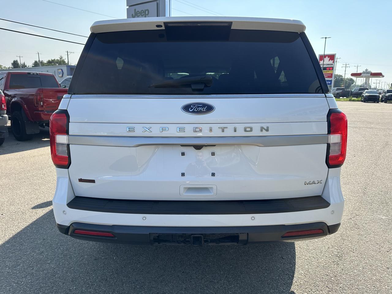 2022 Ford Expedition XL | SSV Max 4x4 | GTDI V6 Engine | White Exterior | 4-Door | Gasoline Redwater AB