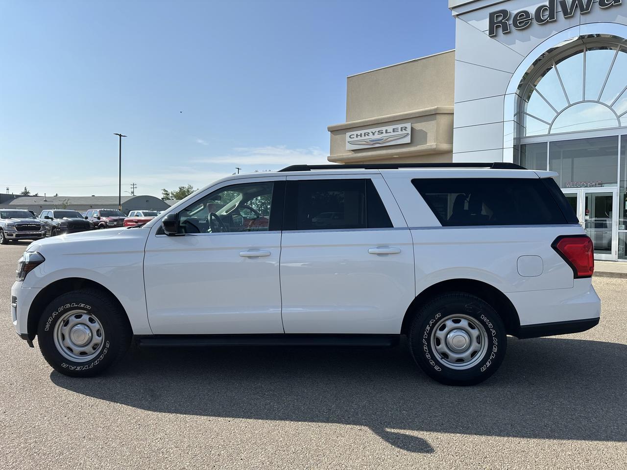 2022 Ford Expedition XL | SSV Max 4x4 | GTDI V6 Engine | White Exterior | 4-Door | Gasoline Redwater AB