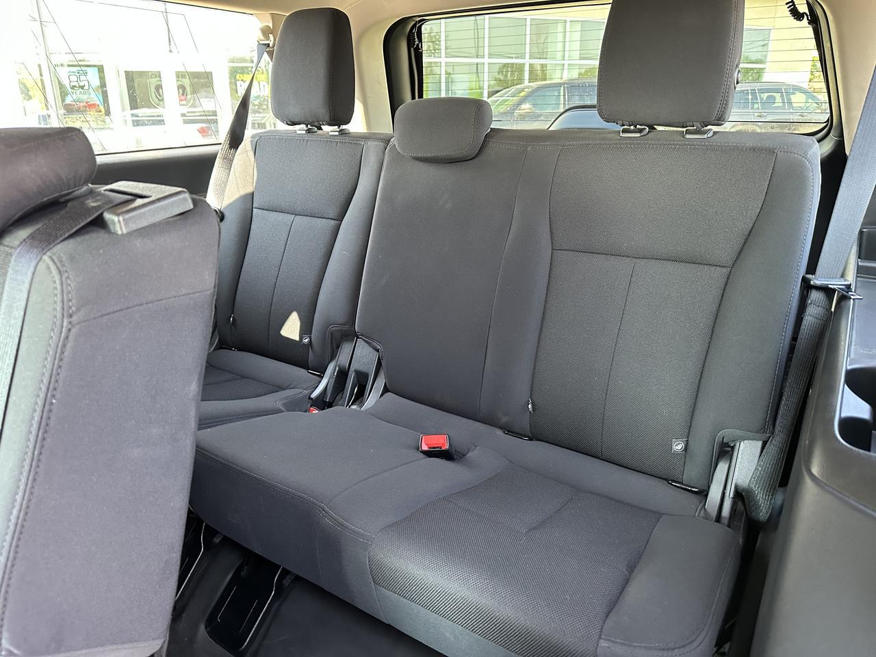 2022 Ford Expedition XL | SSV Max 4x4 | GTDI V6 Engine | White Exterior | 4-Door | Gasoline Redwater AB
