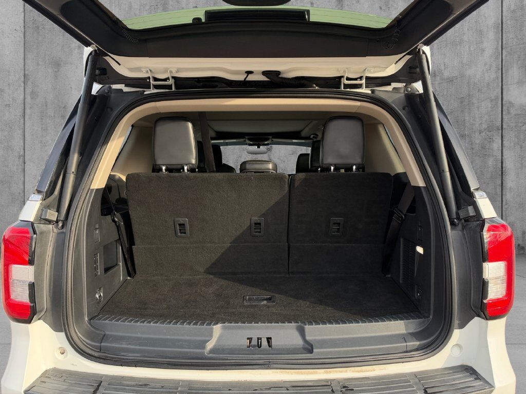 2022 Ford Expedition XLT Hondo TX