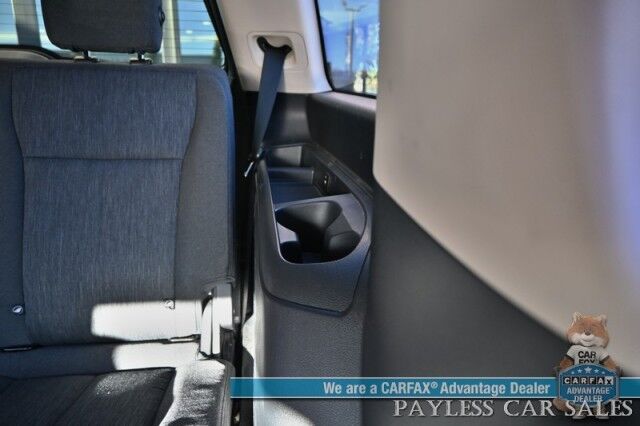 2022 Ford Expedition XLT / 4X4 / Power Driver's Seat / NAV / Lane Departure & Blind Spot Alert / Forward Collision Warning / 3rd Row / Seats 8 / Apple CarPlay & Android Auto / Back Up Camera / Rear Parking Sensors / Tow Pkg / 1-Owner Anchorage AK