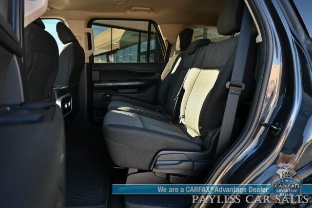 2022 Ford Expedition XLT / 4X4 / Power Driver's Seat / NAV / Lane Departure & Blind Spot Alert / Forward Collision Warning / 3rd Row / Seats 8 / Apple CarPlay & Android Auto / Back Up Camera / Rear Parking Sensors / Tow Pkg / 1-Owner Anchorage AK