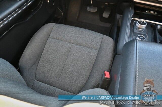 2022 Ford Expedition XLT / 4X4 / Power Driver's Seat / NAV / Lane Departure & Blind Spot Alert / Forward Collision Warning / 3rd Row / Seats 8 / Apple CarPlay & Android Auto / Back Up Camera / Rear Parking Sensors / Tow Pkg / 1-Owner Anchorage AK
