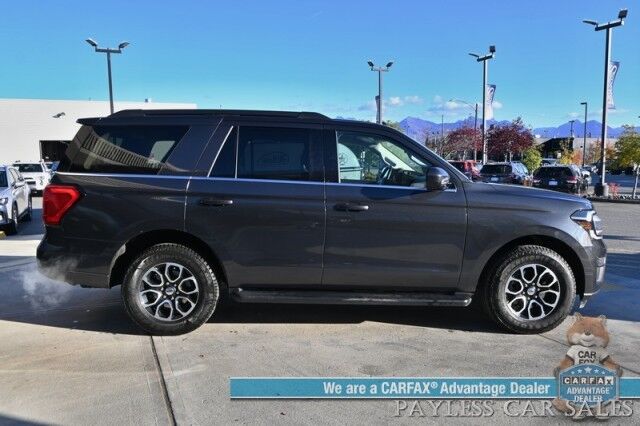 2022 Ford Expedition XLT / 4X4 / Power Driver's Seat / NAV / Lane Departure & Blind Spot Alert / Forward Collision Warning / 3rd Row / Seats 8 / Apple CarPlay & Android Auto / Back Up Camera / Rear Parking Sensors / Tow Pkg / 1-Owner Anchorage AK