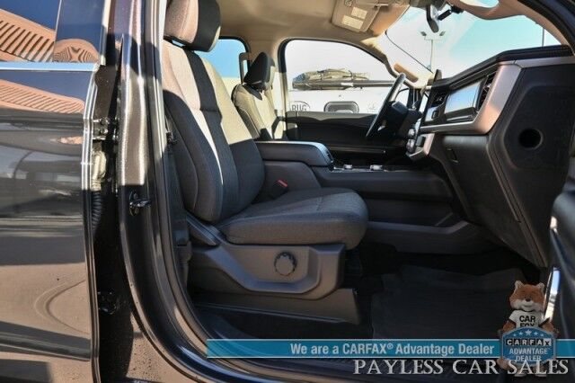 2022 Ford Expedition XLT / 4X4 / Power Driver's Seat / NAV / Lane Departure & Blind Spot Alert / Forward Collision Warning / 3rd Row / Seats 8 / Apple CarPlay & Android Auto / Back Up Camera / Rear Parking Sensors / Tow Pkg / 1-Owner Anchorage AK