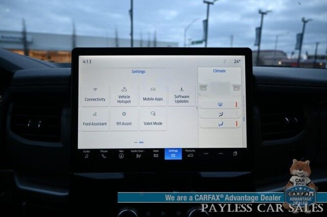 2022 Ford Expedition XLT / 4X4 / Power Driver's Seat / Navigation / Lane Departure & Blind Spot / Forward Collision Warning / 3rd Row / Seats 8 / Apple CarPlay & Android Auto / Back Up Camera / Rear Parking Sensors / Tow Pkg / 1-Owner Anchorage AK