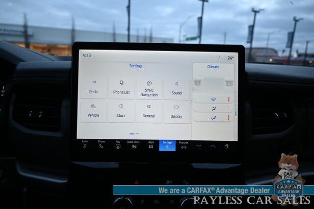 2022 Ford Expedition XLT / 4X4 / Power Driver's Seat / Navigation / Lane Departure & Blind Spot / Forward Collision Warning / 3rd Row / Seats 8 / Apple CarPlay & Android Auto / Back Up Camera / Rear Parking Sensors / Tow Pkg / 1-Owner Anchorage AK