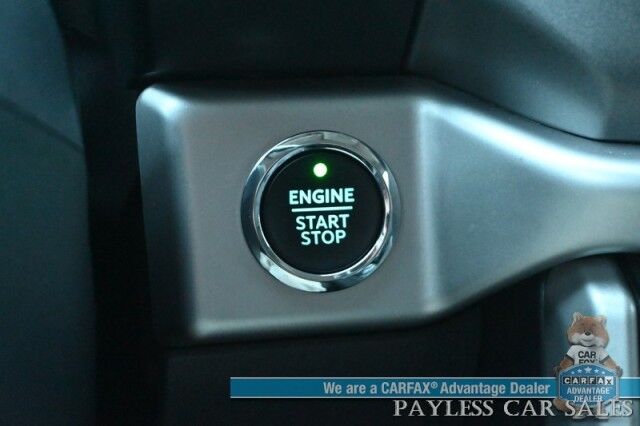 2022 Ford Expedition XLT / 4X4 / Power Driver's Seat / Navigation / Lane Departure & Blind Spot / Forward Collision Warning / 3rd Row / Seats 8 / Apple CarPlay & Android Auto / Back Up Camera / Rear Parking Sensors / Tow Pkg / 1-Owner Anchorage AK