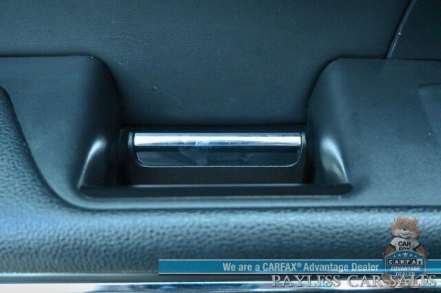 2022 Ford Expedition XLT / 4X4 / Power Driver's Seat / Navigation / Lane Departure & Blind Spot / Forward Collision Warning / 3rd Row / Seats 8 / Apple CarPlay & Android Auto / Back Up Camera / Rear Parking Sensors / Tow Pkg / 1-Owner Anchorage AK