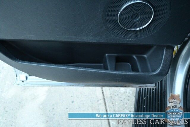 2022 Ford Expedition XLT / 4X4 / Power Driver's Seat / Navigation / Lane Departure & Blind Spot / Forward Collision Warning / 3rd Row / Seats 8 / Apple CarPlay & Android Auto / Back Up Camera / Rear Parking Sensors / Tow Pkg / 1-Owner Anchorage AK