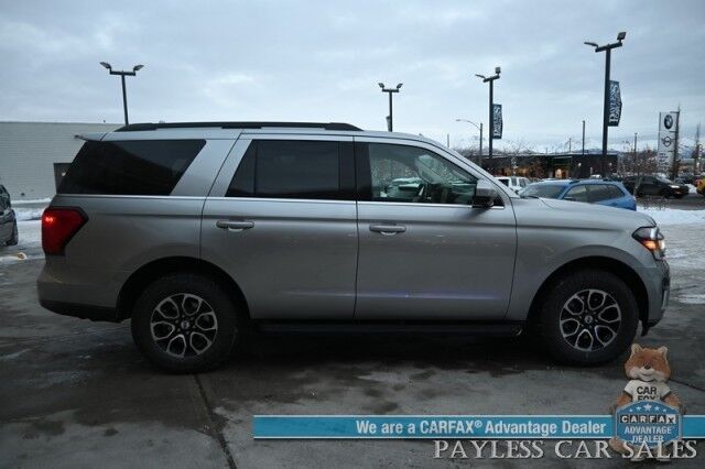 2022 Ford Expedition XLT / 4X4 / Power Driver's Seat / Navigation / Lane Departure & Blind Spot / Forward Collision Warning / 3rd Row / Seats 8 / Apple CarPlay & Android Auto / Back Up Camera / Rear Parking Sensors / Tow Pkg / 1-Owner Anchorage AK